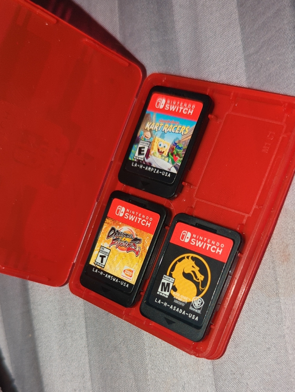 3 Nintendo switch games bundle with case